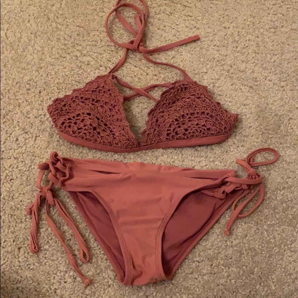 Adorable pink bikini set